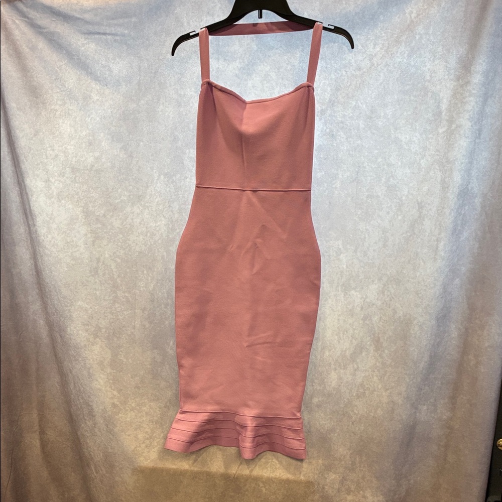 Sleek Lilac Midi Bandage Dress with Ruffle Hem